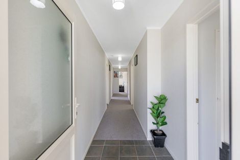 Photo of property in 116 Parnell Heights, Kelvin Grove, Palmerston North, 4414