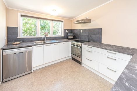 Photo of property in 42 Gloag Street, Waverley, 4510