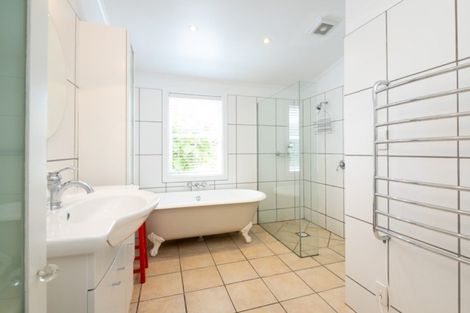 Photo of property in 12 Meeanee Quay, Westshore, Napier, 4110