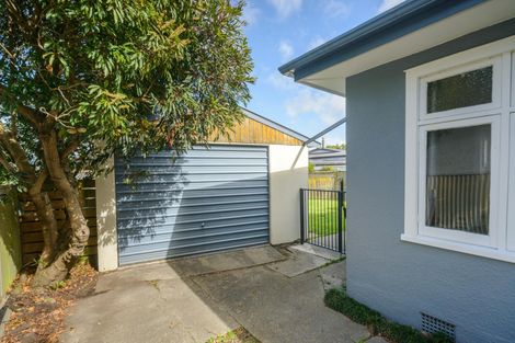 Photo of property in 118 Pahiatua Street, Hokowhitu, Palmerston North, 4410