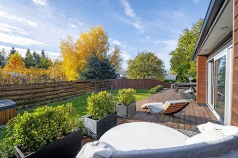 Photo of property in 3 Templeton Street, Albert Town, Wanaka, 9305