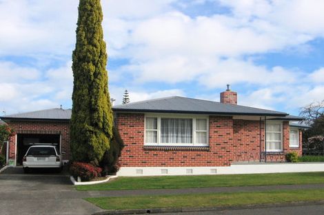 Photo of property in 61 Parkland Crescent, Terrace End, Palmerston North, 4410