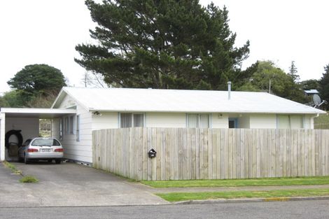 Photo of property in 119 Riversdale Drive, Merrilands, New Plymouth, 4312