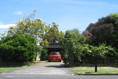 Photo of property in 73 Torkar Road, Clarks Beach, 2122