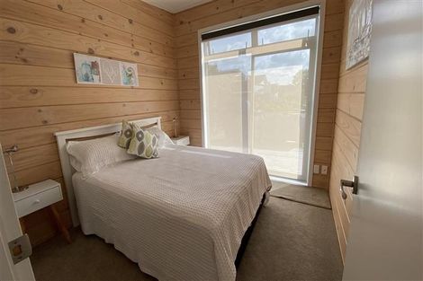 Photo of property in 87 Hebron Road, Waiake, Auckland, 0630