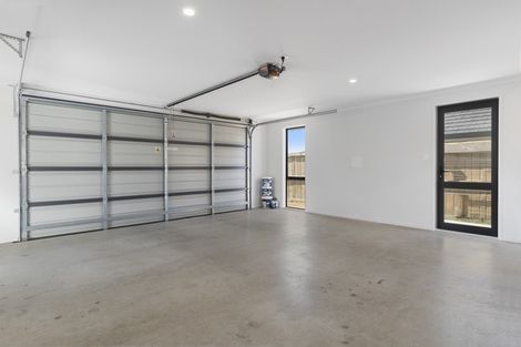 Photo of property in 78 Bert Wall Drive, Omokoroa, 3114