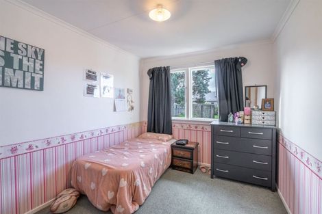 Photo of property in 98 Edinburgh Crescent, Waikiwi, Invercargill, 9810