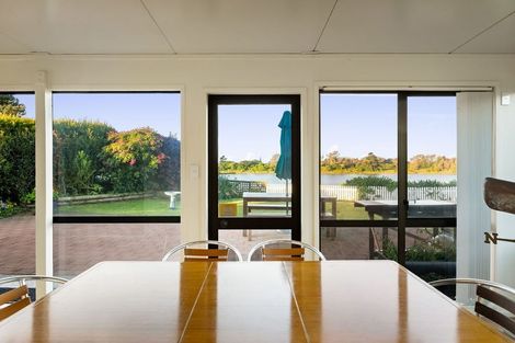 Photo of property in 16 Pohutukawa Drive, Athenree, Katikati, 3177