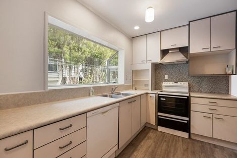 Photo of property in 14 Glen Alton Avenue, Paparangi, Wellington, 6037