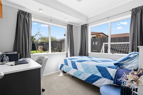 Photo of property in 7 Rarahu Place, The Gardens, Auckland, 2105