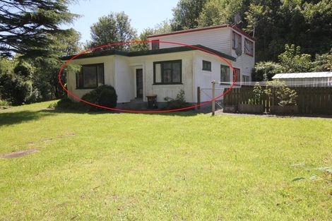 Photo of property in 283-291 Middleton Road, Glenside, Wellington, 6037