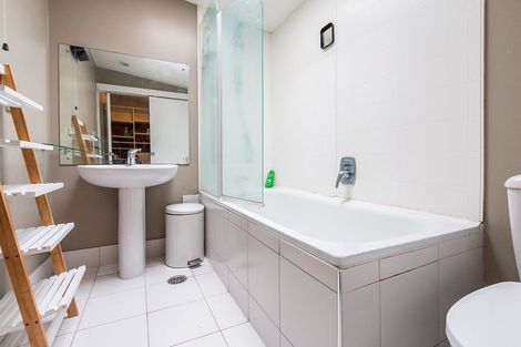 Photo of property in The Loft Apartments, 2d/4 Lorne Street, Auckland Central, Auckland, 1010