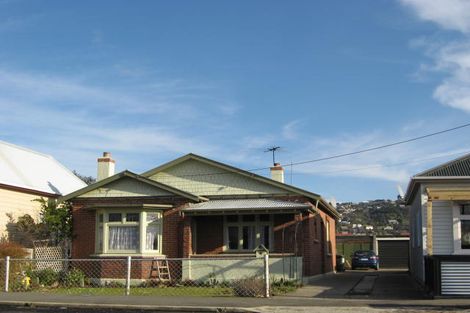 Photo of property in 4 East Avenue, Saint Kilda, Dunedin, 9012