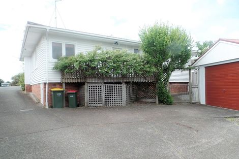 Photo of property in 294 Rangatira Road, Beach Haven, Auckland, 0626