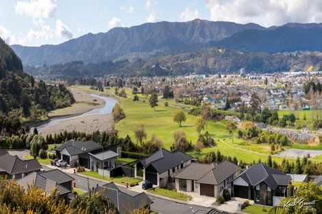 Photo of property in 9 Lila Gillies Lane, Riverstone Terraces, Upper Hutt, 5018