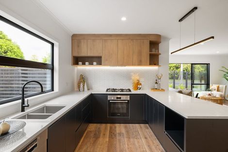 Photo of property in 2/97 Glen Lynne Avenue, Queenwood, Hamilton, 3210