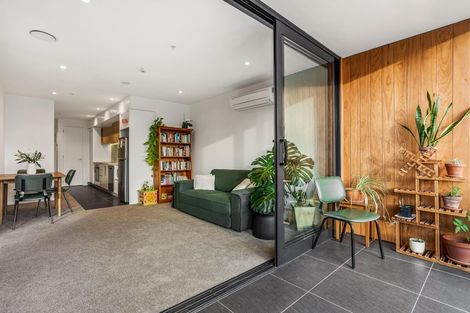 Photo of property in 102/1 Buscomb Avenue, Henderson, Auckland, 0610