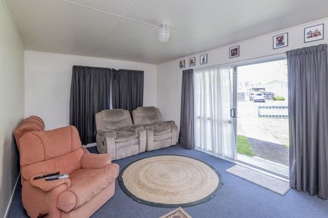 Photo of property in 10 Adkin Avenue, Levin, 5510