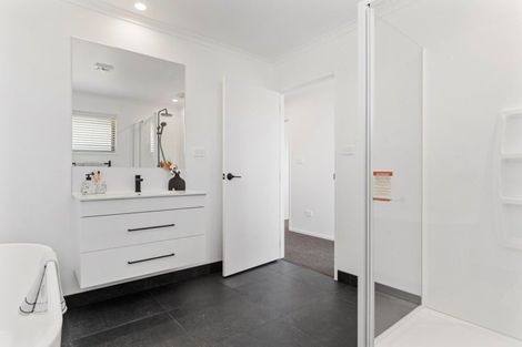 Photo of property in 45 Ridge Drive, Omokoroa, 3114