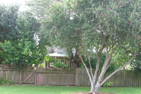 Photo of property in 31 Dawn Avenue, Hahei, Whitianga, 3591