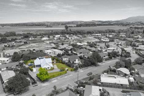 Photo of property in 21 Bank Street, Amberley, 7410