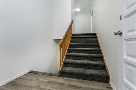 Photo of property in 1/169 Forrest Hill Road, Forrest Hill, Auckland, 0620