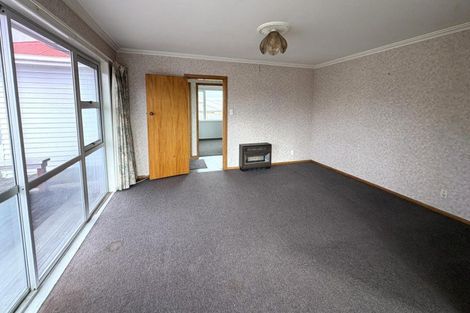 Photo of property in 1 Thomson Avenue, Dinsdale, Hamilton, 3204