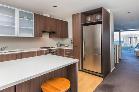 Photo of property in Patent 326 Apartments, 326 Evans Bay Parade, Hataitai, Wellington, 6021