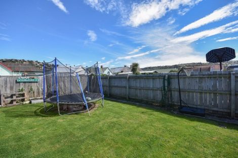 Photo of property in 70 Loyalty Street, Forbury, Dunedin, 9012
