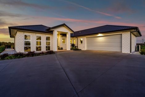 Photo of property in 60 Turangi Road, Motunui, Waitara, 4383