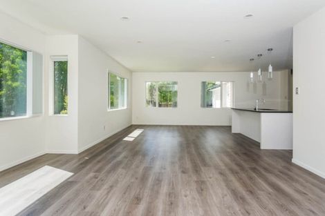 Photo of property in 91 Smythe Road, Henderson, Auckland, 0612