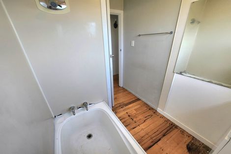 Photo of property in 25 Brentford Place, Manurewa, Auckland, 2102