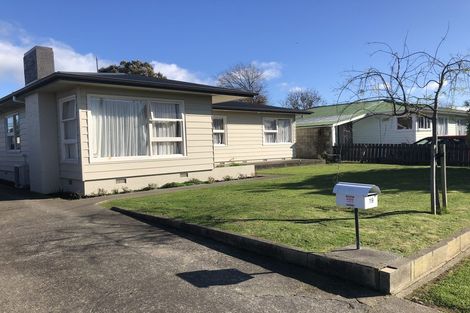 Photo of property in 19 Lipscombe Crescent, Havelock North, 4130