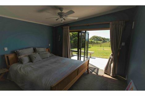 Photo of property in 37 Greenock Drive, Manukau Heads, Waiuku, 2684
