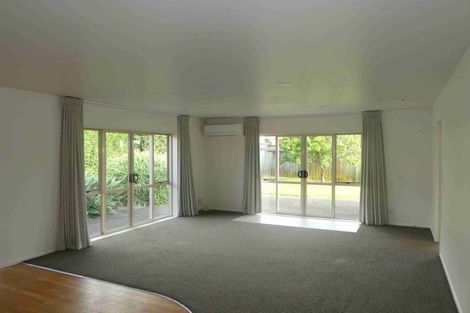 Photo of property in 206a Royal Road, Massey, Auckland, 0614
