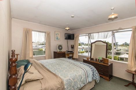 Photo of property in 15 Downing Avenue, Pirimai, Napier, 4112