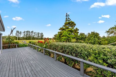 Photo of property in 331 South Head Road, South Head, Helensville, 0874