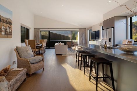 Photo of property in 4b Pritchard Place, Arrowtown, 9302
