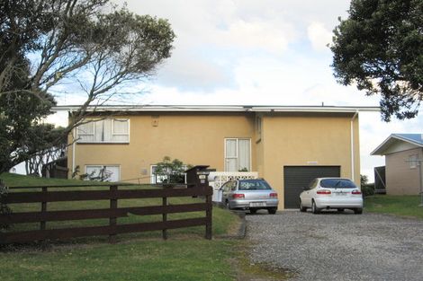Photo of property in 106 Tangaroa Road, Whangamata, 3620