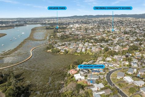 Photo of property in 49 Jaemont Avenue, Te Atatu South, Auckland, 0610