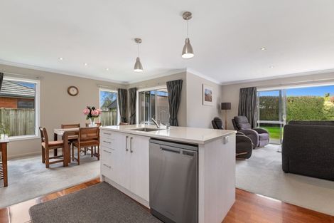 Photo of property in 16 Holden Avenue, Holdens Bay, Rotorua, 3010