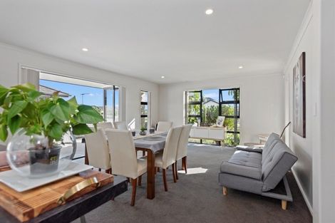 Photo of property in 26 Blanche Road, Papamoa Beach, Papamoa, 3118