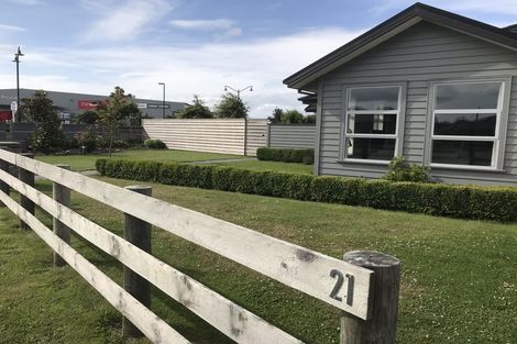 Photo of property in 21 Masefield Drive, Rolleston, 7614