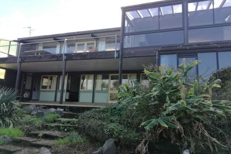 Photo of property in 13 Churchill Road, Murrays Bay, Auckland, 0630