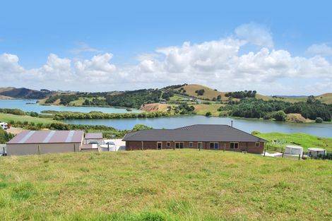 Photo of property in 66 Manu Drive, Kaiwaka, 0573