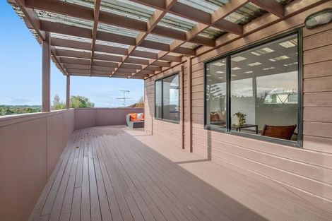 Photo of property in 2/13 Greenridge Court, Glenfield, Auckland, 0629