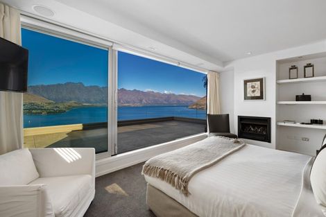Photo of property in 6 Lordens Place, Fernhill, Queenstown, 9300