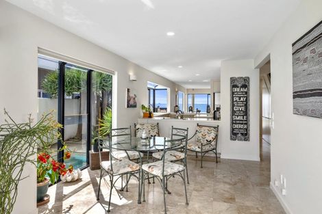 Photo of property in 2/15 Craig Road, Milford, Auckland, 0620