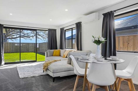 Photo of property in 27 Crossley Avenue, Woodend, 7610