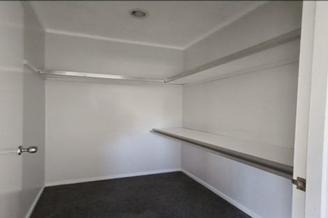 Photo of property in 2/11 Roseneath Place, Birkdale, Auckland, 0626